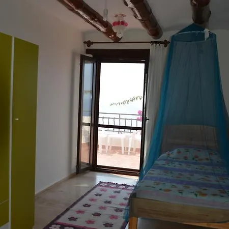 B16 * Gümüşlük