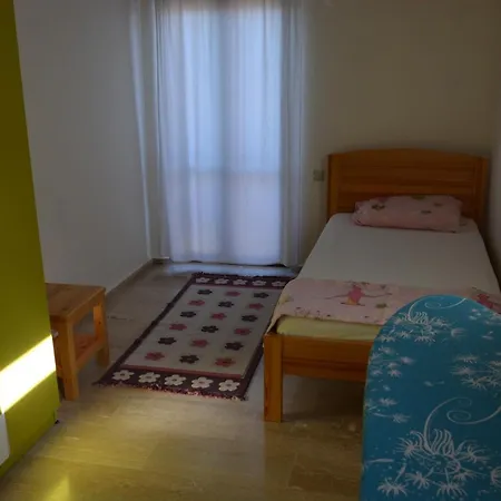 B16 Villa